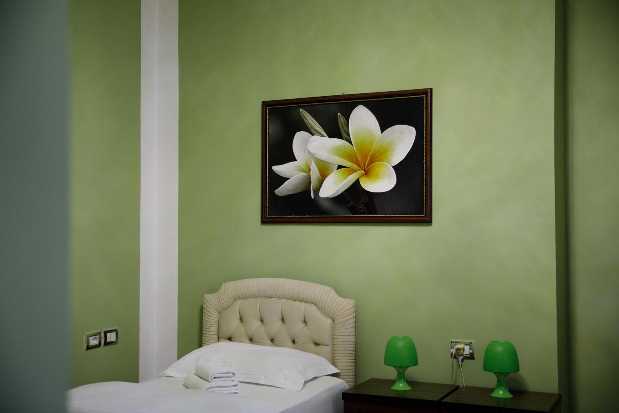 Bora Hotel Gjirokastër المظهر الخارجي الصورة