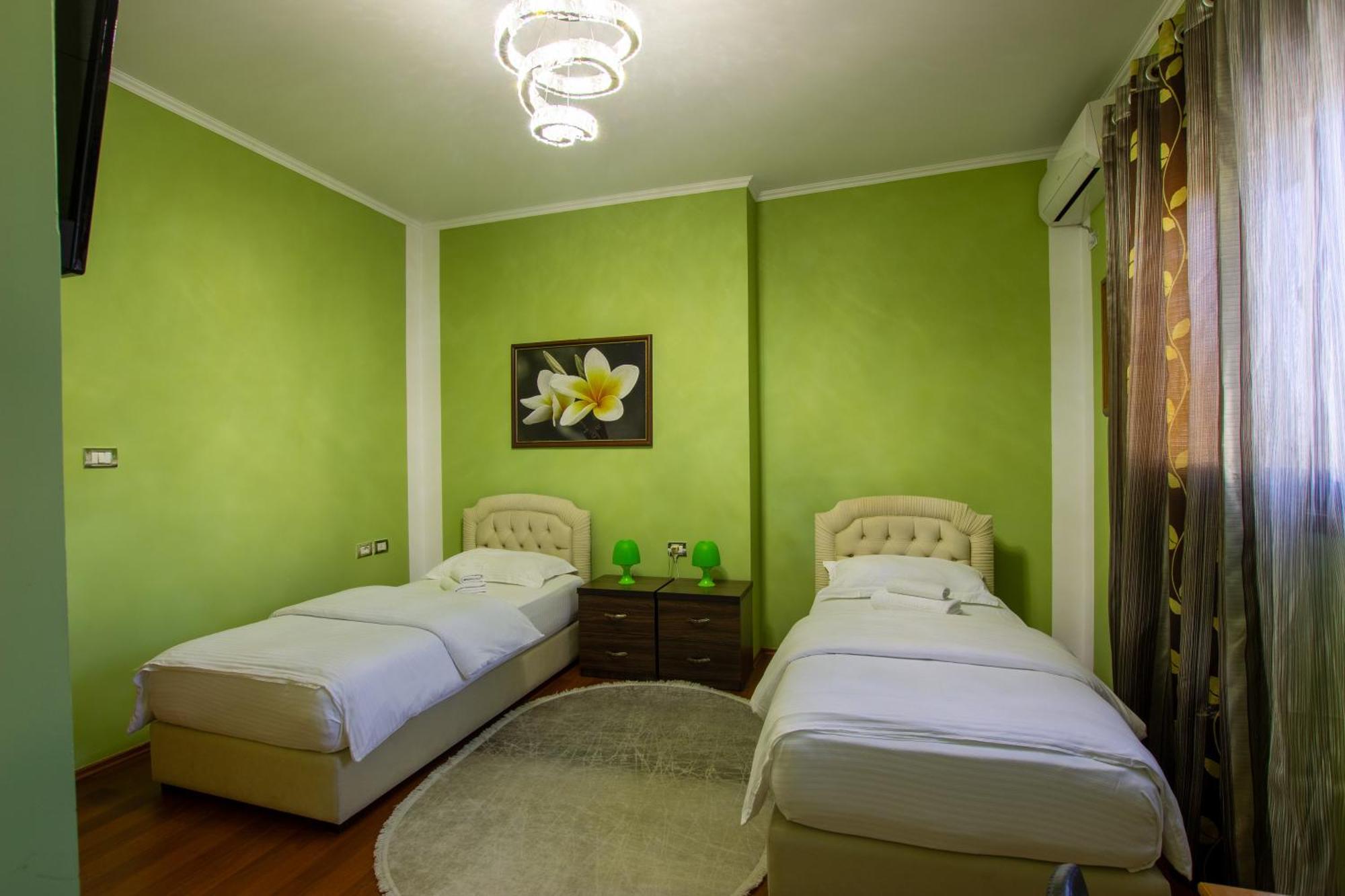 Bora Hotel Gjirokastër المظهر الخارجي الصورة
